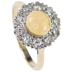 Um 1930 – Opalring / Verlobungsring mit Diamanten, Art déco Daisy