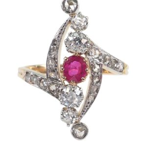 Um 1900 – Art nouveau Ring mit Rubin & Diamanten, mit Edelsteinzertifikat!
