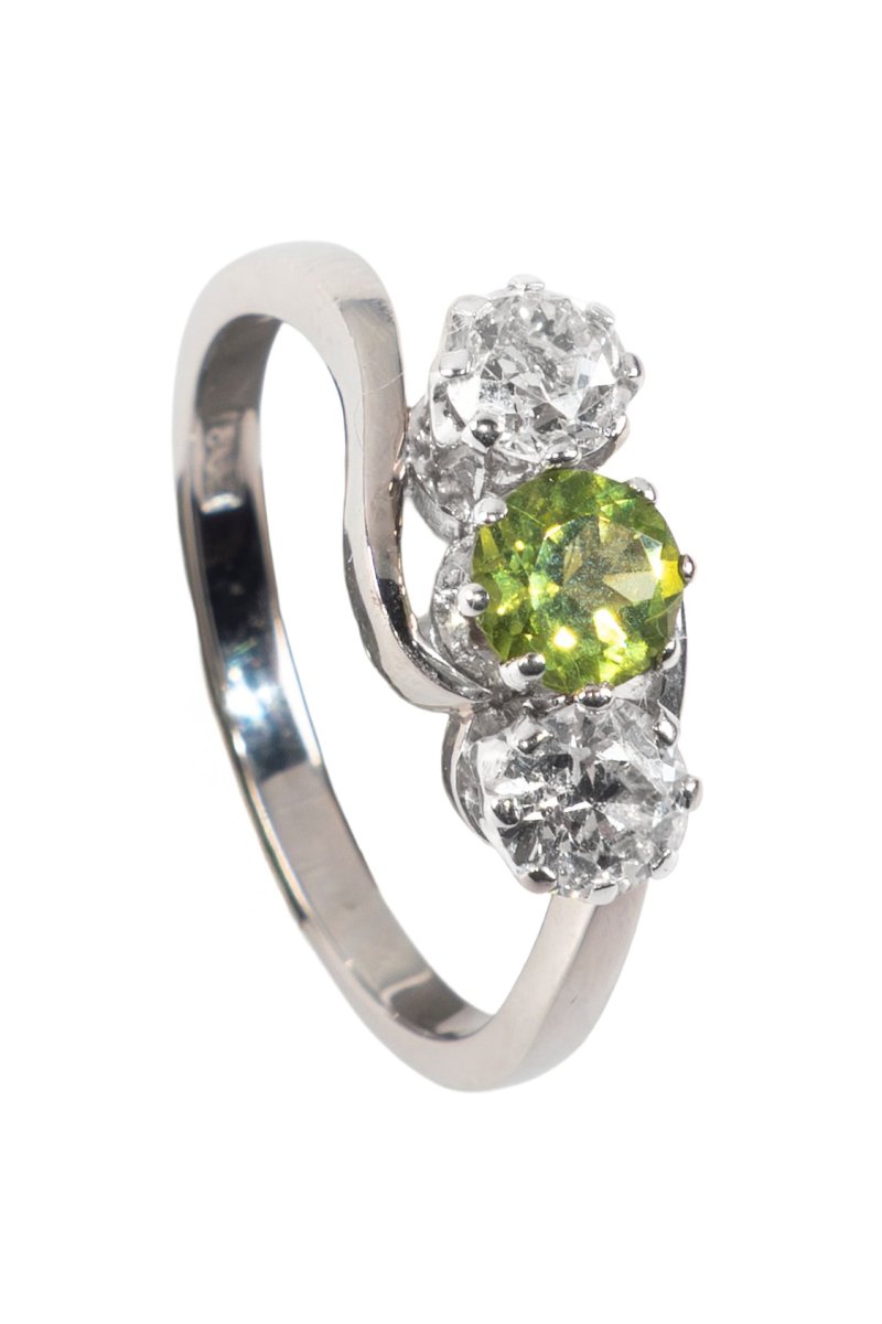 Um 1990 – Trilogy Ring mit Peridot und Diamanten – Bild 2