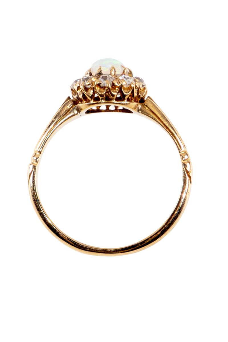 Um 1950 – Entourage Ring mit Opal und Diamanten – Bild 6