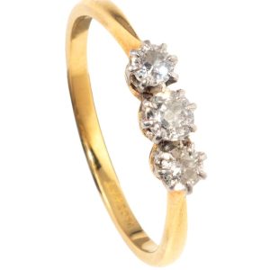 Um 1930 – Trilogy Ring mit 3 Diamanten
