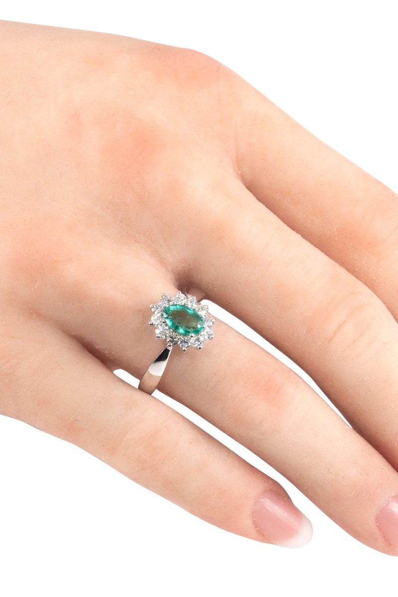 Um 1990 – Entourage Ring mit Smaragd und Diamanten – Bild 3