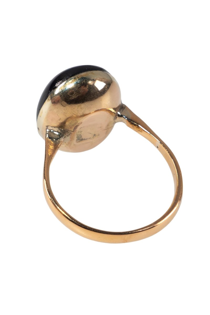 Datiert 1886 – Viktorianischer Ring mit Granatcabochon – Bild 5