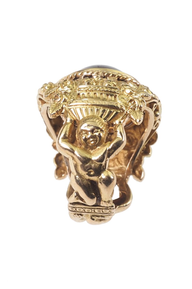 Um 1900 – 18 ct. Goldring mit Granatcabochon – Bild 4